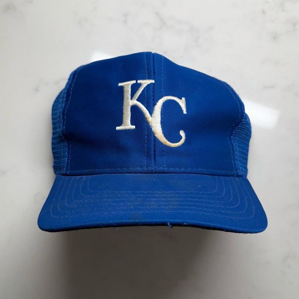 Vintage 80s MLB Kansas City Royals Baseball Blue Mesh Trucker Snapback Hat